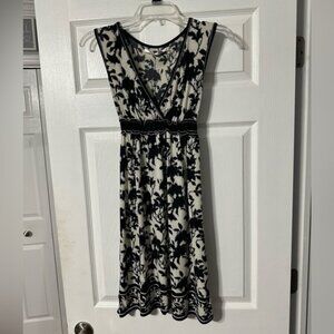 Max Studio Sleeveless Patterned Dress